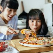 Delicious Pan Pizza Recipe: A Mouthwatering Delight