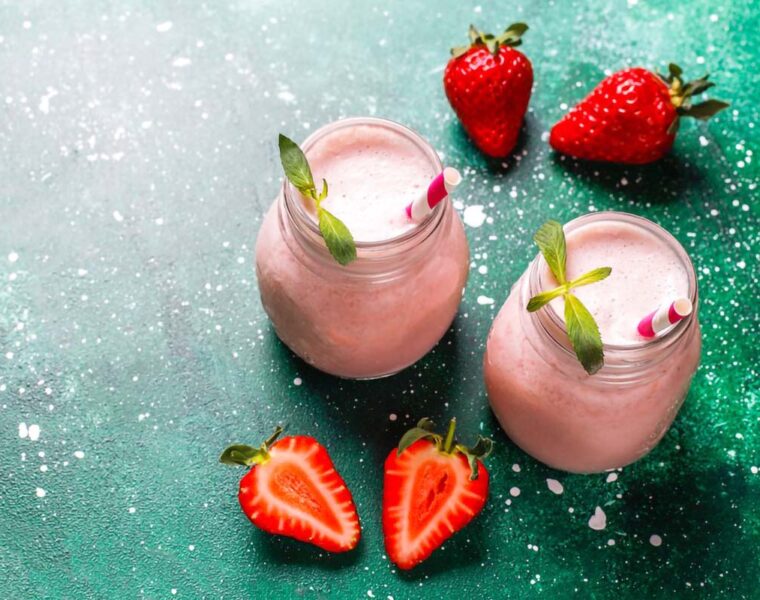 Homemade Strawberry Milkshake